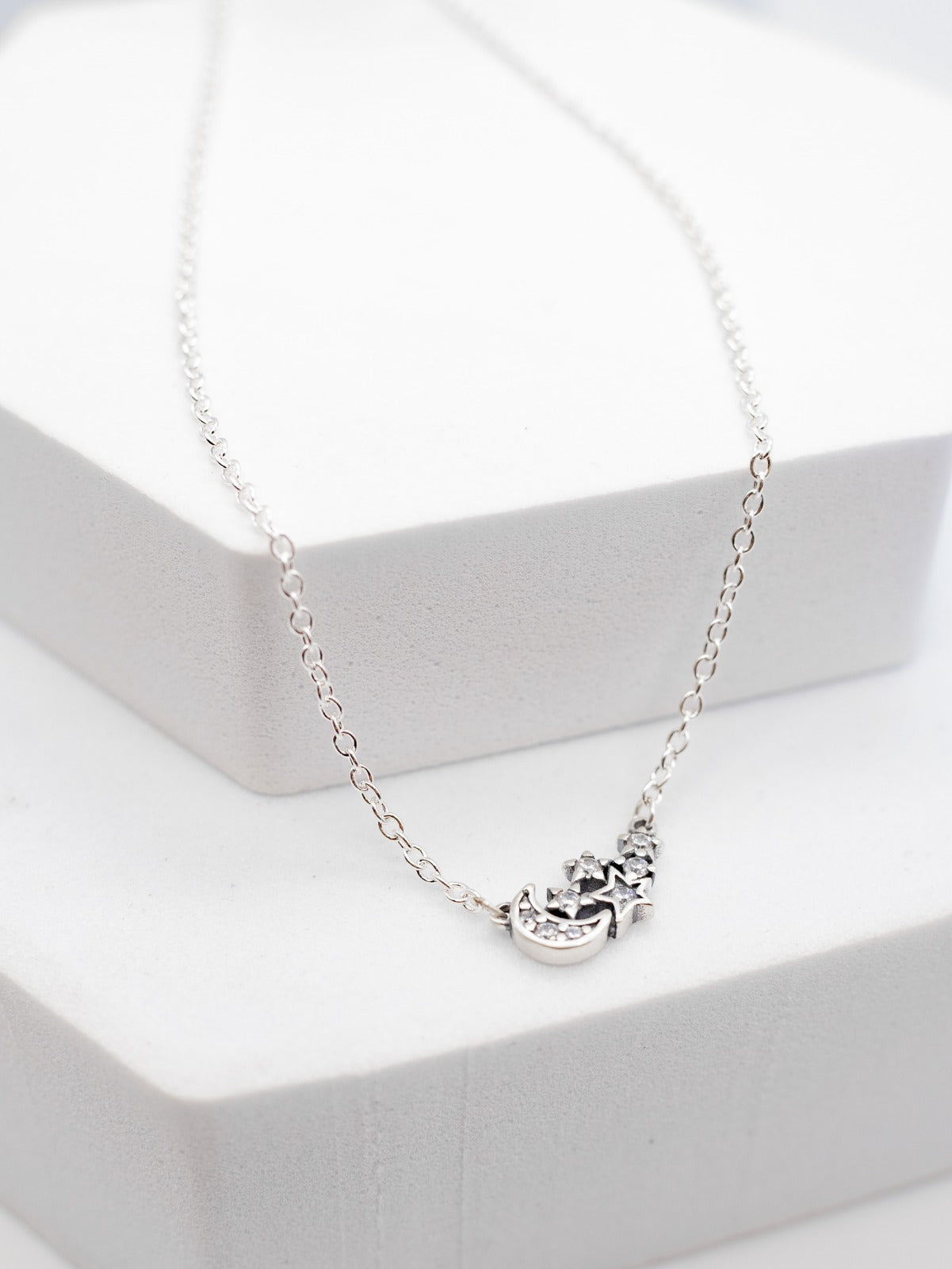 Collar Pandora Luna y Estrella