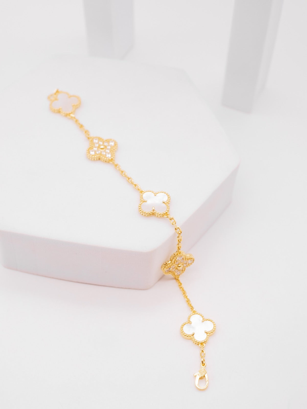 Pulsera vintage Alhambra, 5 motivos