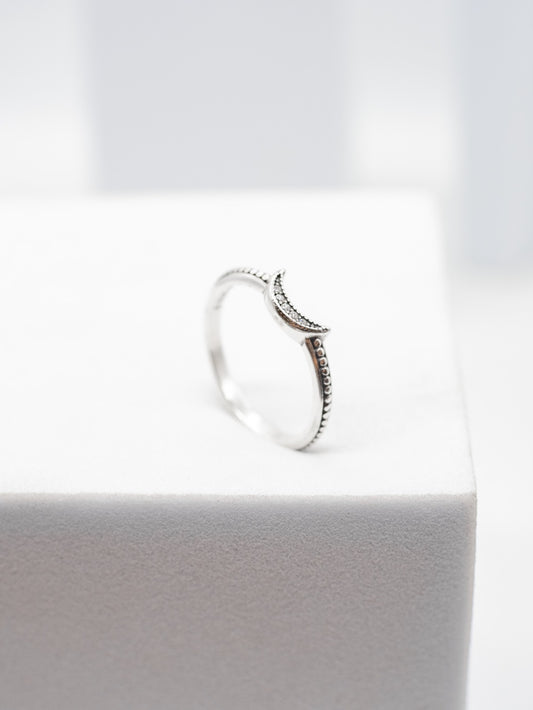Anillo Pandora Luna Creciente