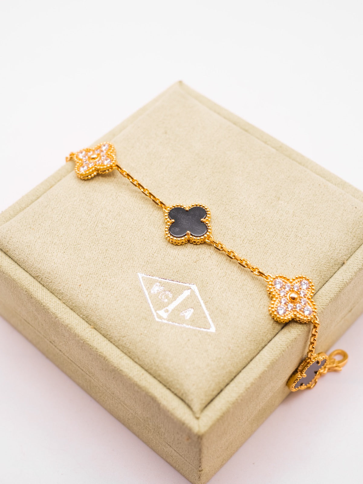 Pulsera vintage Alhambra, 5 motivos